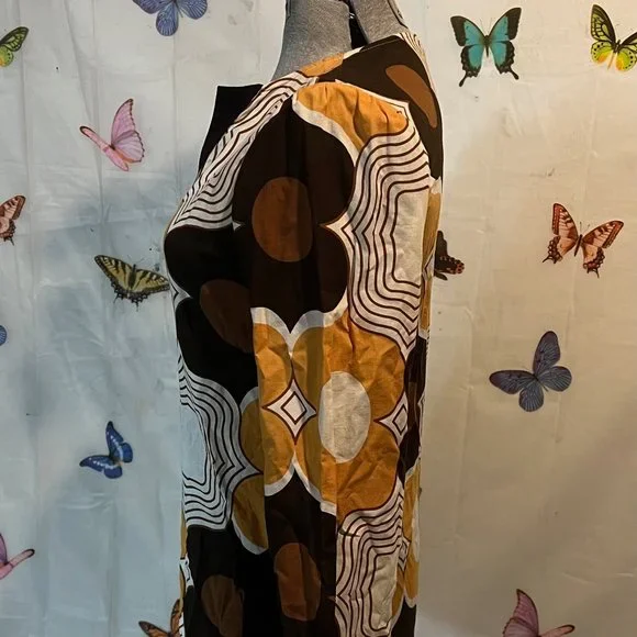 Brown and Gold Print Tunic - Picture 2 of 5